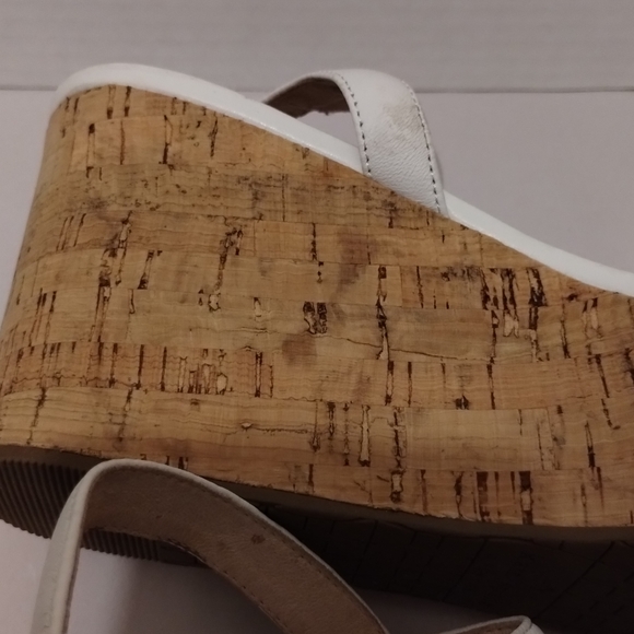 Kate Spade Tomas Sandals - Picture 9 of 16